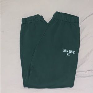 brandy melville joggers/sweatpants
